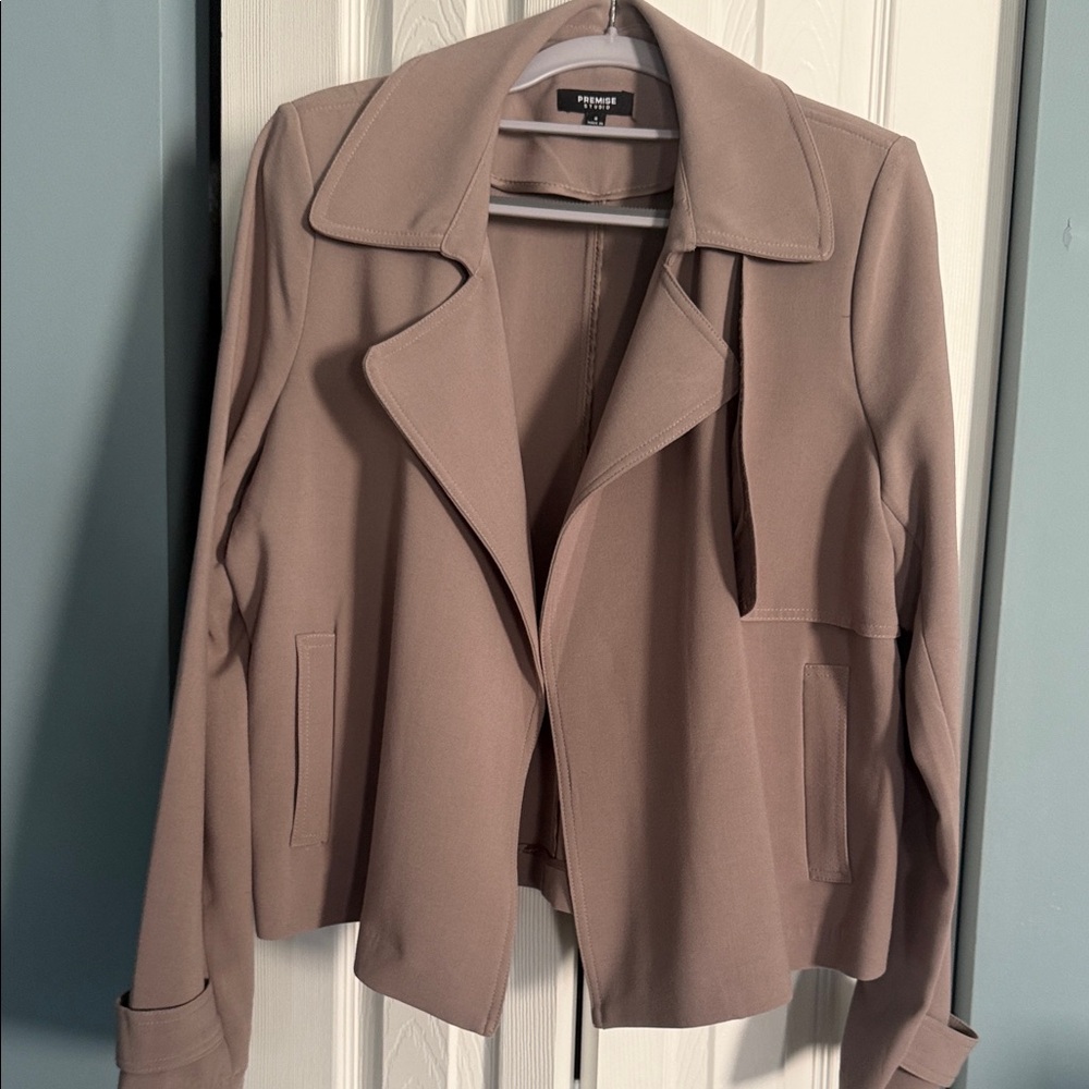 Premise Women's Blazer in Taupe new without tags